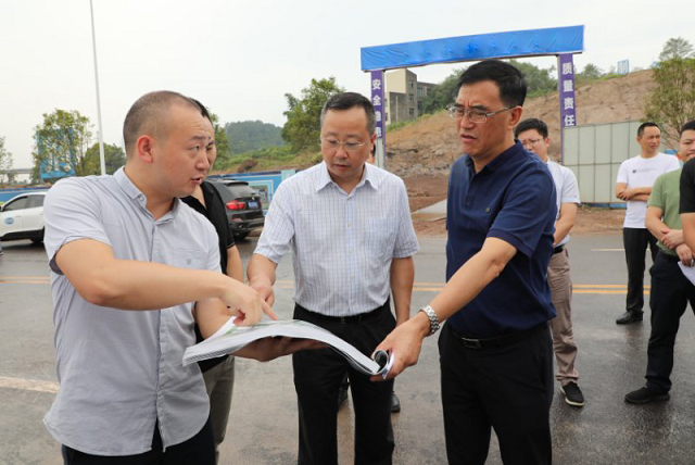 達(dá)州市委副書記、市長郭亨孝深入中國供銷西南冷鏈物流達(dá)州基地調(diào)研